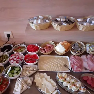 https://ai-konigshof.find-berlin-hotels.com
